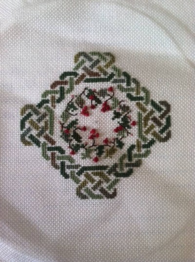 Celtic Triple Braid and Holly