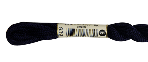 DMC Pearl Cotton Skeins Size 5 / 939 V DK Navy Blue