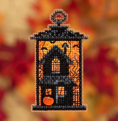 Autumn Harvest 2019 Ornament Kits / Moonstruck Manor