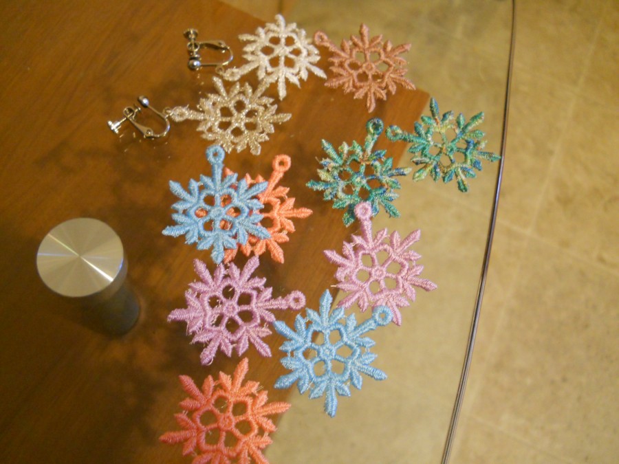 Snowflake earrings, ready for hardware, one silver set with hardware