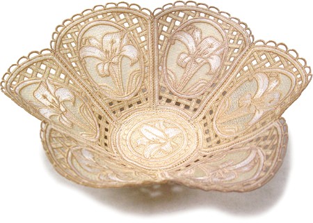 Lilly Lace Bowl - Completed Project