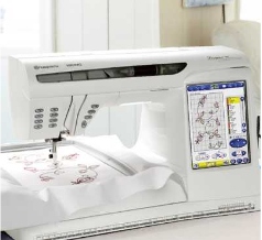 Husqvarna Viking® Designer SE sewing machine.